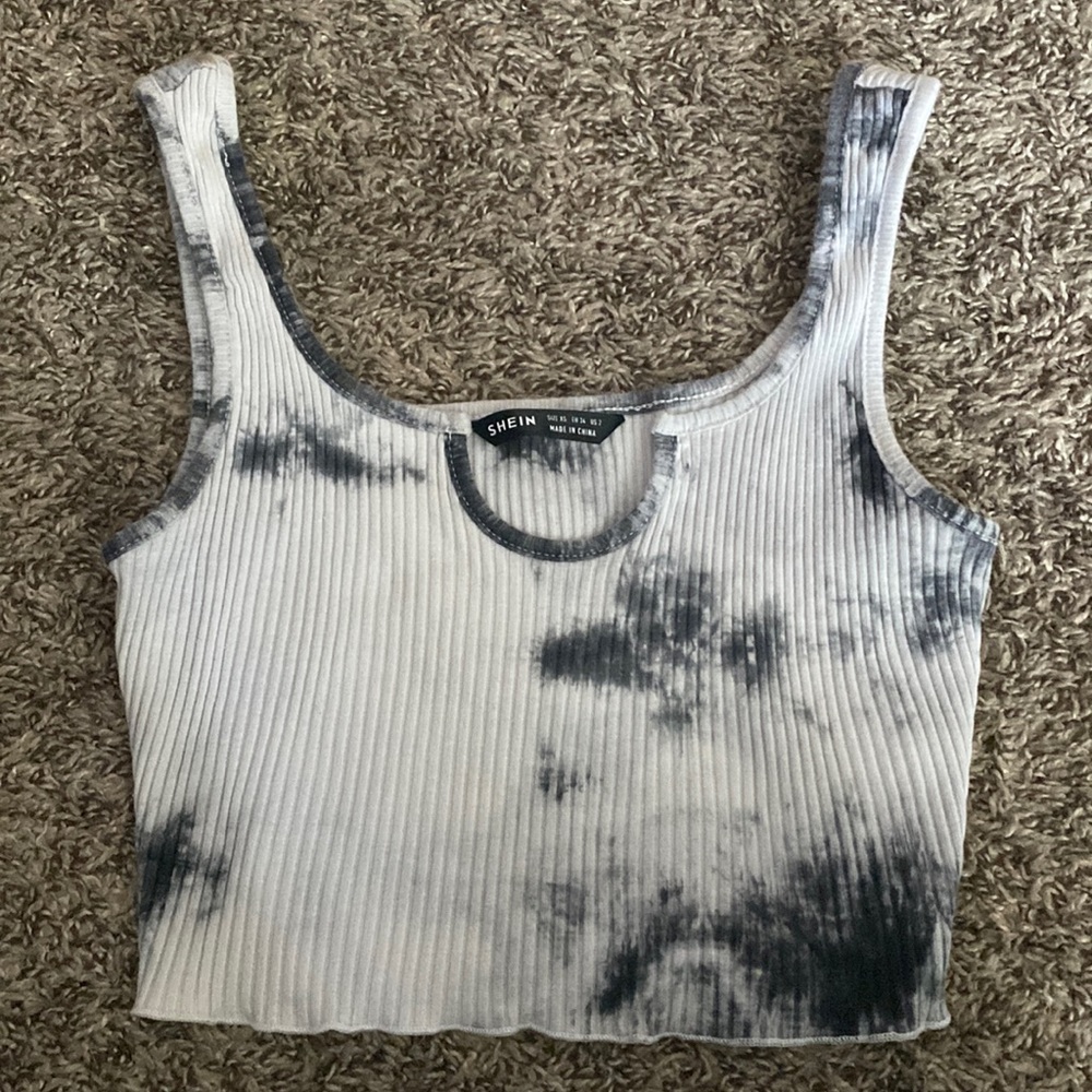 Tie dye crop top size XS